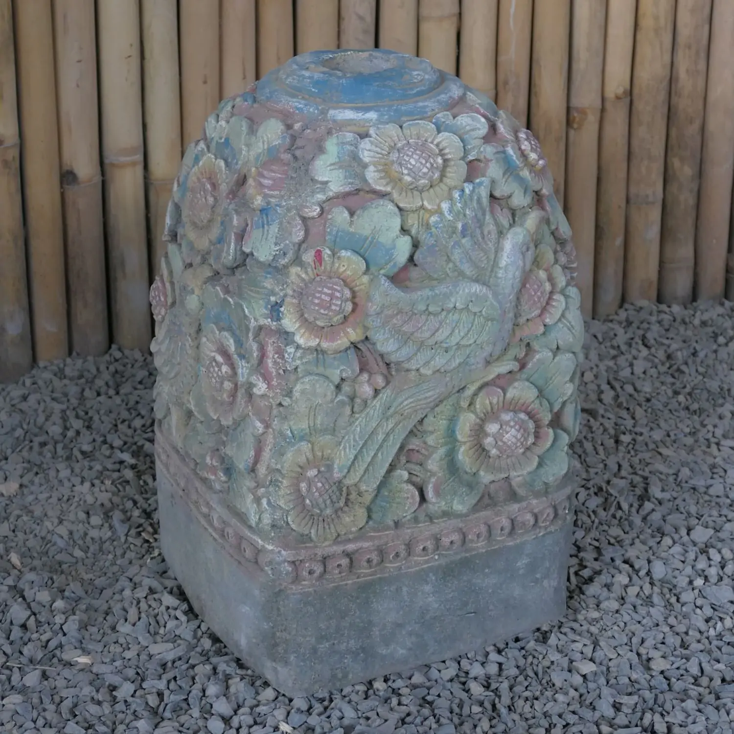  Product image 3 of the product “Balinese Stand for Umbrella or Flag - Old Style - Made from cement and taro sand, several parts, Approx. 50cm height ”